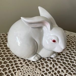 Vintage Fitz and Floyd white ceramic rabbit